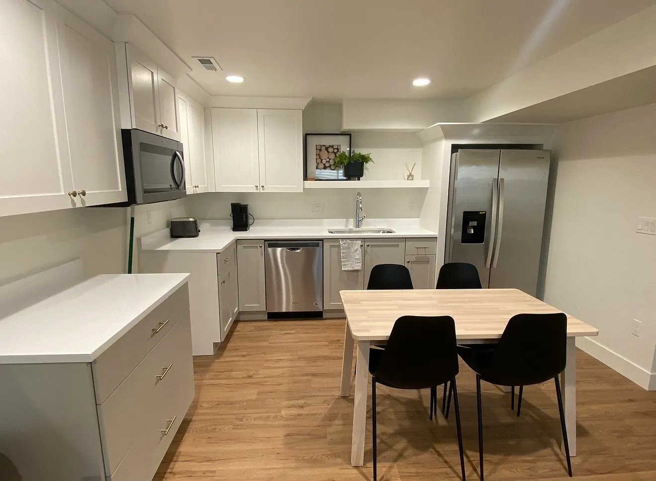 1334 S 960 E — Photo 1