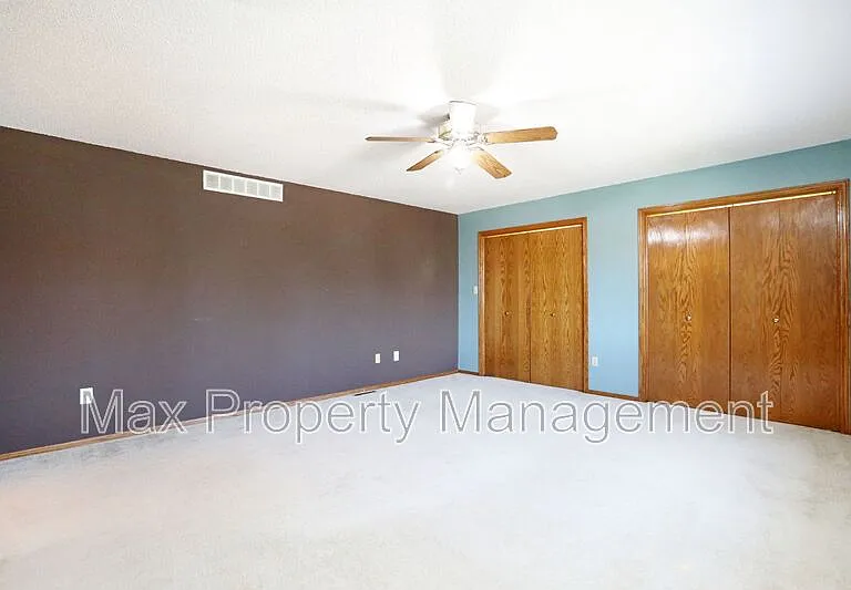 8200 Northview Dr — Photo 28