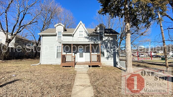 1st image of 238 W Mississippi St