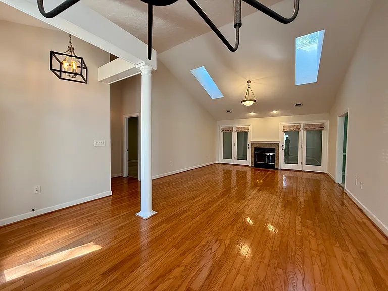 9511 Indigo Club Dr — Photo 3