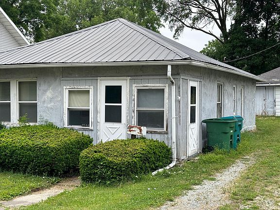2nd image of 1544 Woodward Ave