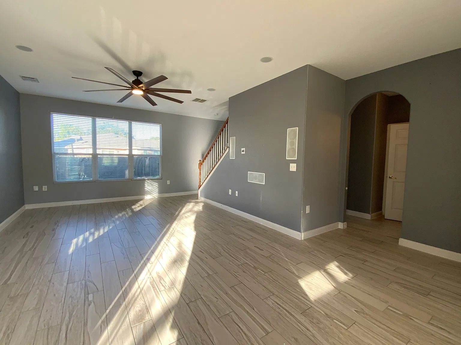 4 bed, 2.5 bath, 1622 sqft, $1,750 — Photo 2
