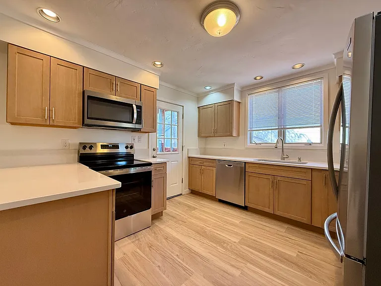909 Ouray Ave — Photo 12
