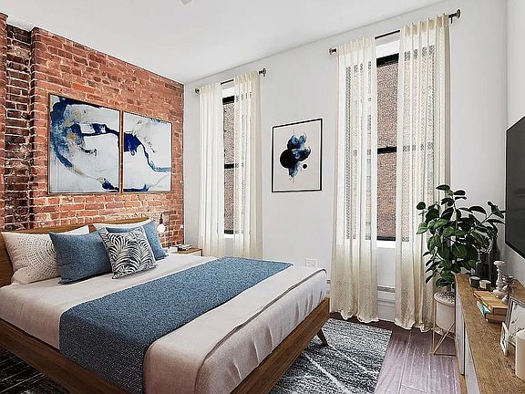 4th image of 640 10th Ave #2A