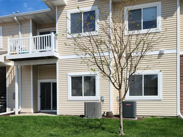 1740 SE La Grant Pkwy APT 23, Waukee, IA 50263