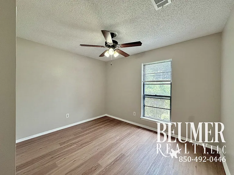 4234 Baywoods Dr — Photo 12