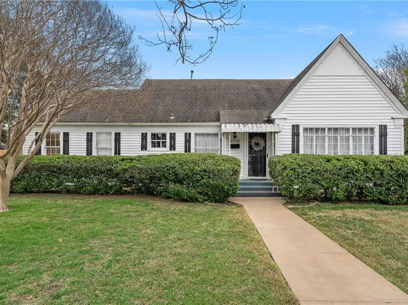2730 Live Oak Ave, Waco, TX 76708