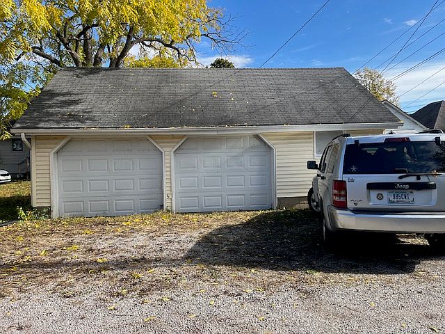 This is the parking spot for tenants in the basement unit (# 3).