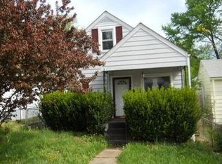 1325 Shingo Ave, Louisville, KY 40215