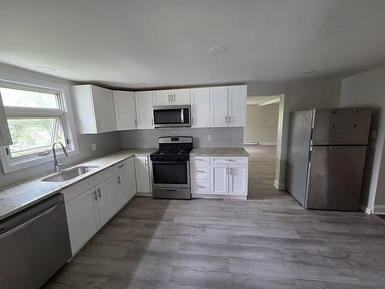 104 River St #1 — Photo 5
