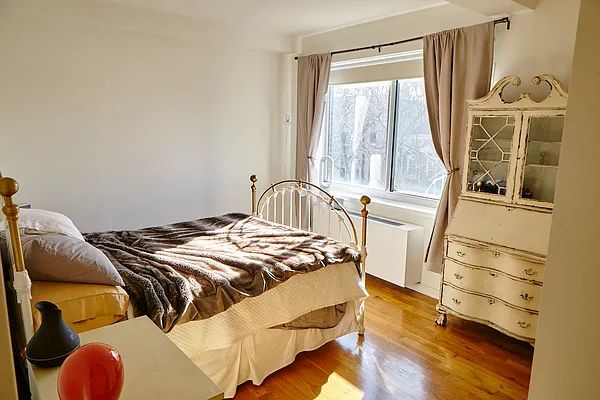 Rented by FAR Property Management | media 18