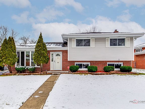 2nd image of 608 Arlene Dr