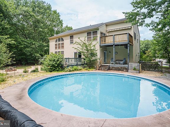 2nd image of 28 Watson Way