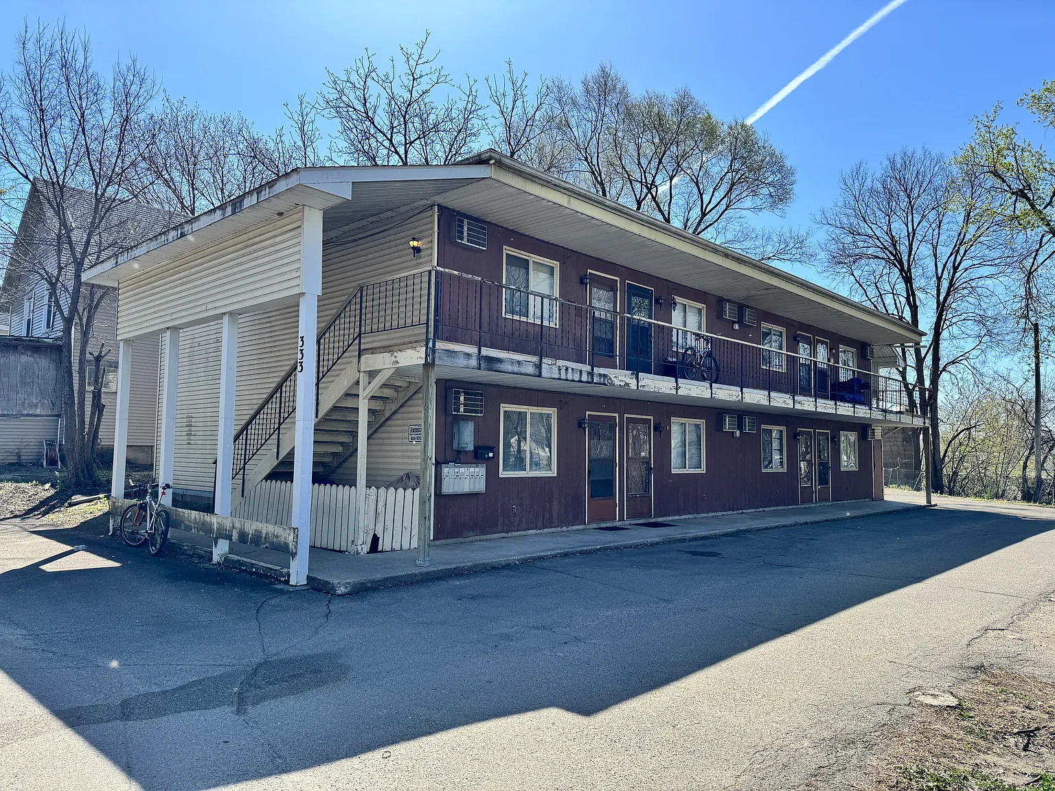 1 bed, $550 — Photo 2