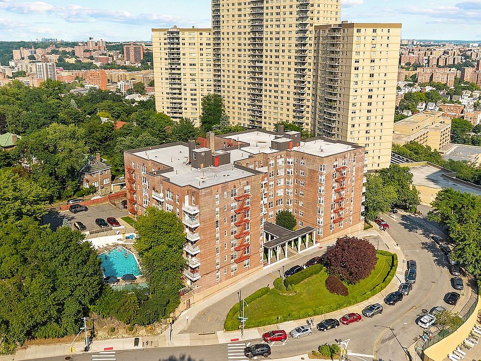 1st image of 601 Kappock St APT 4J