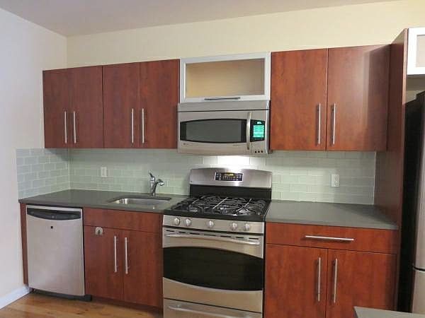 2nd image of 2814 42nd St APT C3