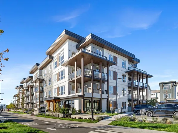 3564B Ryder Hesjedal Way #100, Colwood, BC V9C 0R5