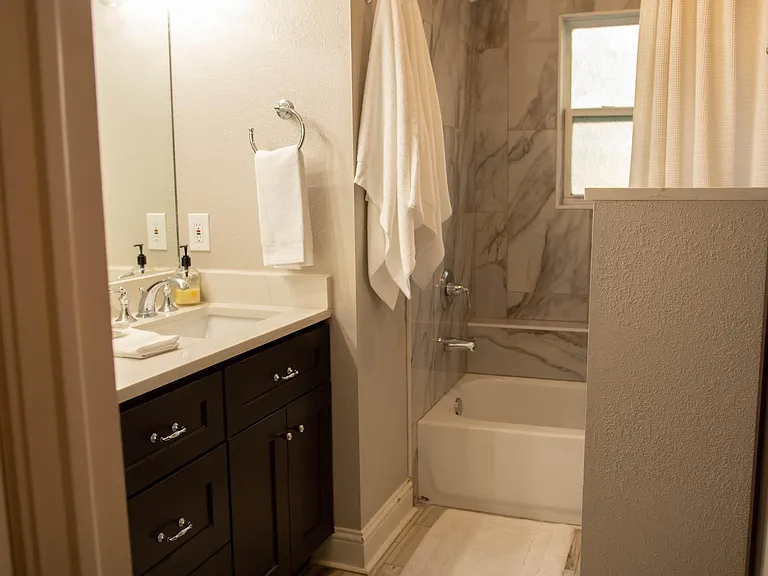 3808 Shorecrest Dr — Photo 17
