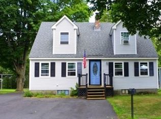 27 James St, Clinton, MA 01510