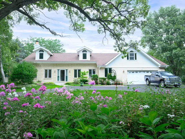 11506 Cemetery Rd, Capron, IL 61012