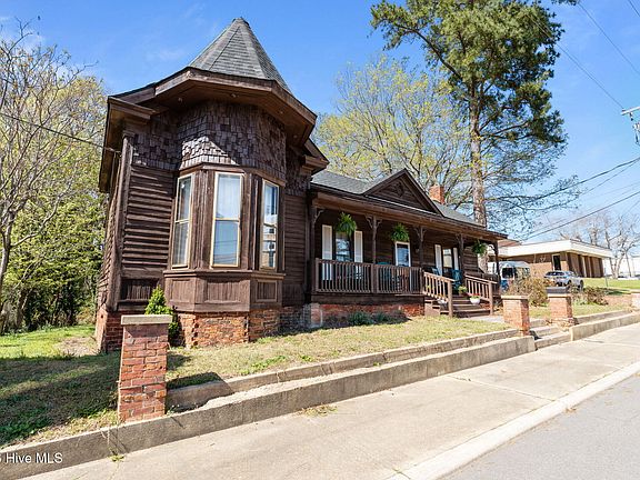 2nd image of 206 Dowd Road