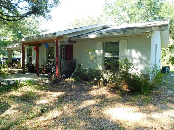 10441 N Burgundy Point, Dunnellon, FL 34433