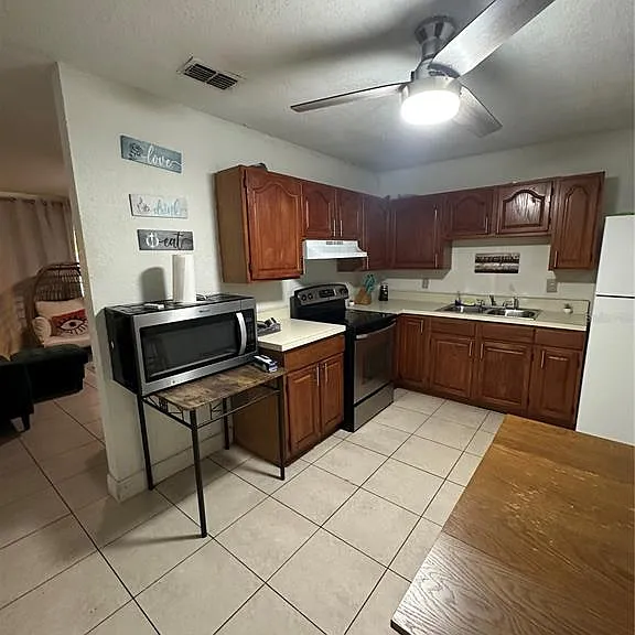 1315 Overdale St — Photo 7