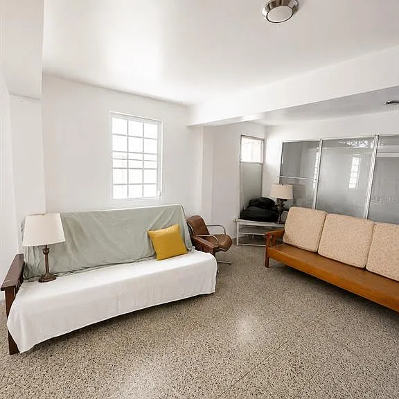 143 Calle Victoria — Photo 3