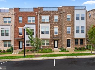 2815 Battersea Lake Loop, Hyattsville, MD 20782