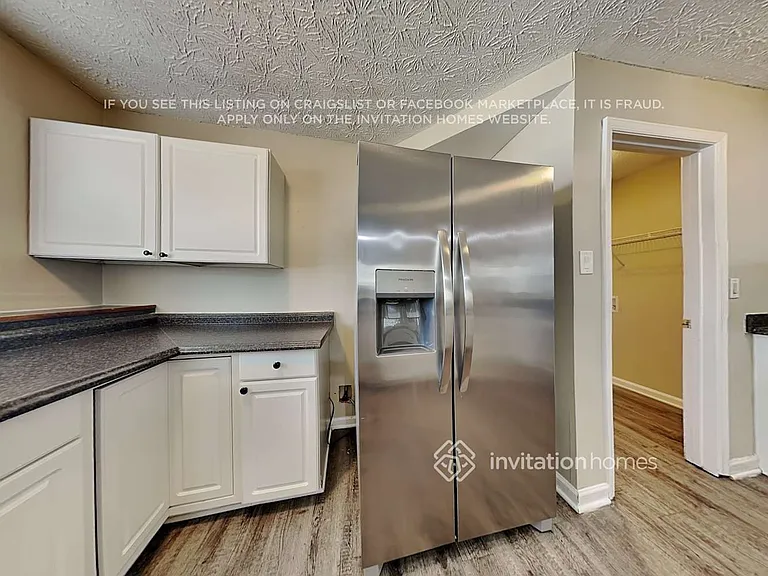2405 Boone Ct — Photo 9