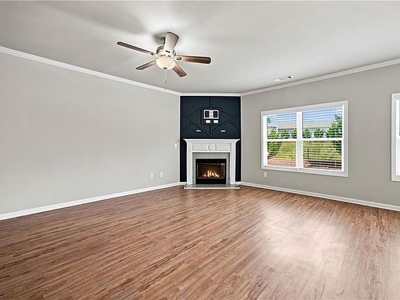 4th image of 5149 Fox Den Rd