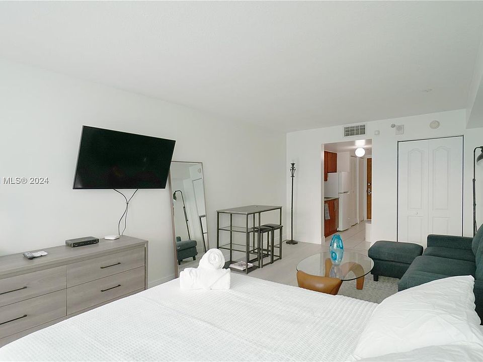 1st image of 1200 Brickell Bay Dr APT 3410
