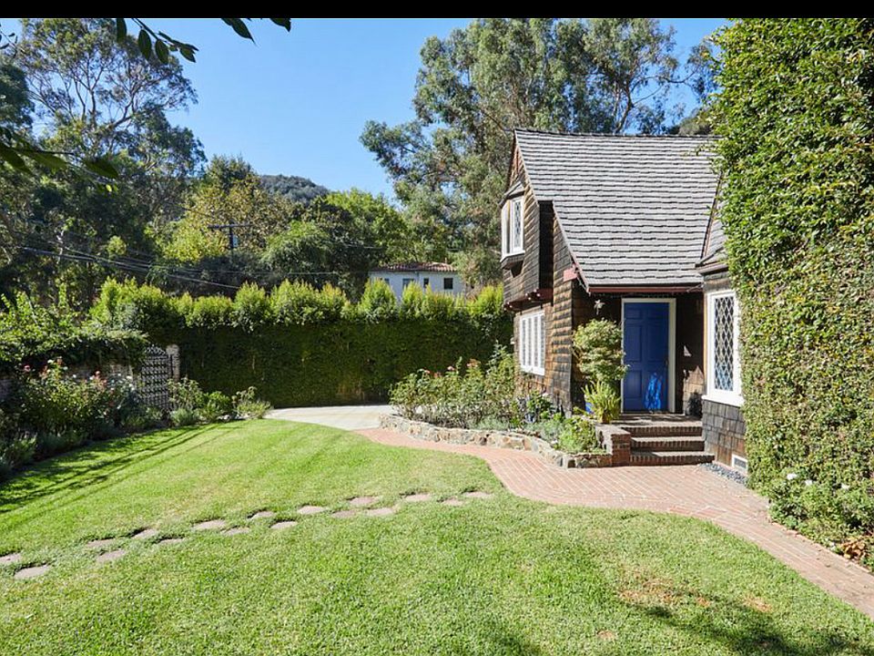 1st image of 1722 Benedict Canyon Dr