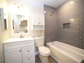 114 E 31st St, Austin, TX