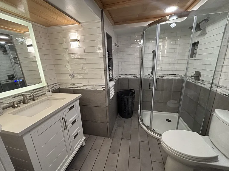 3048 Edgemont Dr — Photo 13