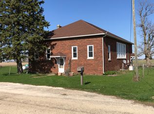 3196 N 800 East Rd, Clifton, IL 60927