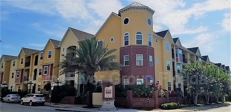 1st image of 1810 E Palm Ave APT 1213