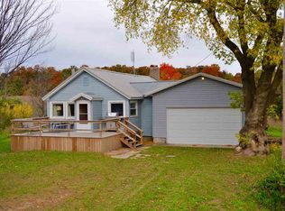 11664 Fewins Rd, Honor, MI 49640