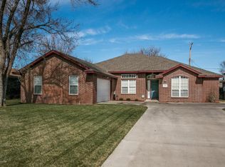 5324 Hillside Rd, Amarillo, TX 79109
