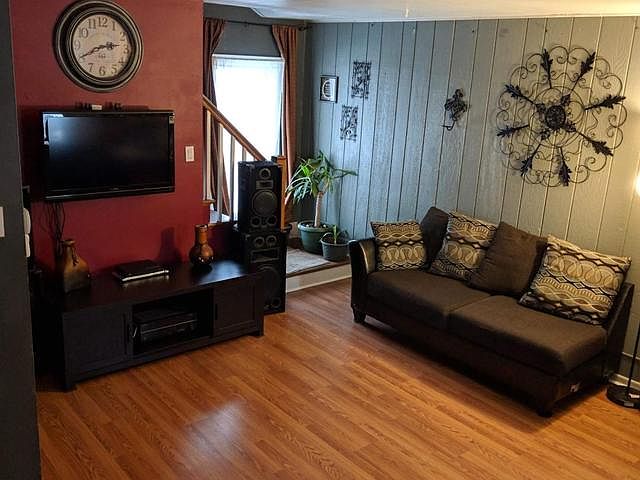 1st image of 10933 S Avenue O