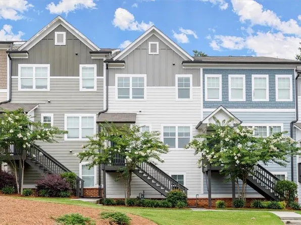3799 Oxford Cir, Doraville, GA 30340