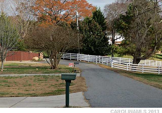 2nd image of 375 Krimminger Ave SE