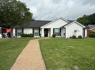 1695 Plummer Dr, Rockwall, TX 75087