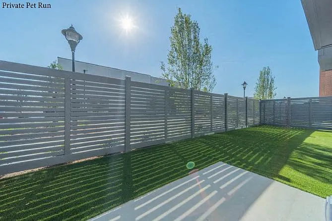 University Hill Apartments (Old) — Photo 6