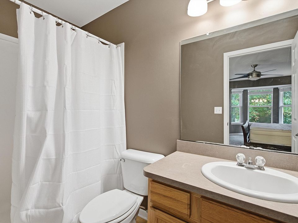 2730 Signature Cir, photo 24