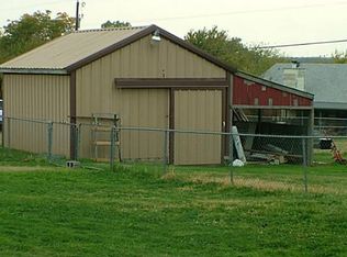 521 Lonquist Rd, Midlothian, TX 76065