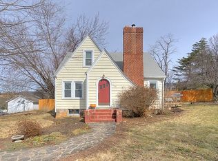 149 Lebanon Rd, Pembroke, VA 24136