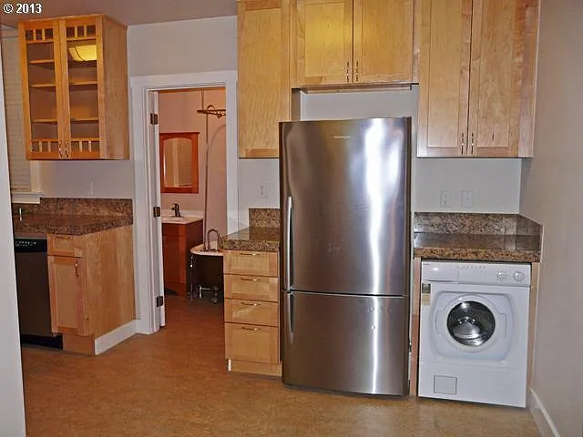 1104 SW Columbia St — Photo 5