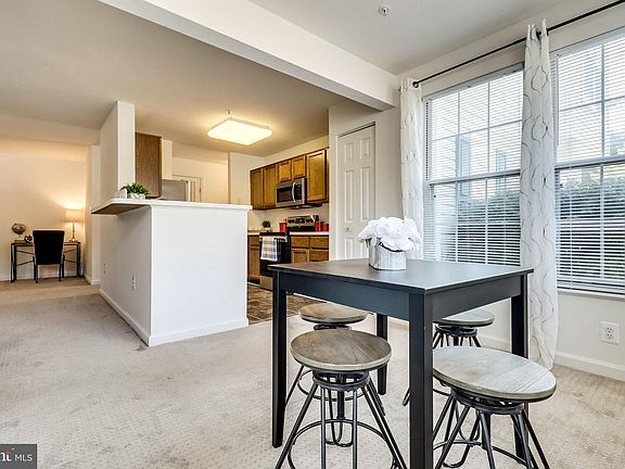 3rd image of 7526 Coxton Ct Unit D