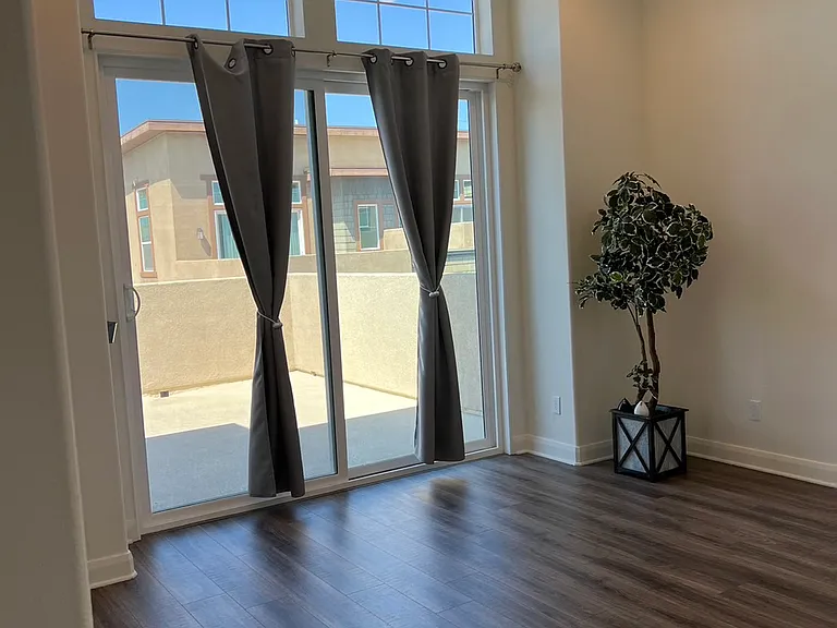 3rd floor, bounce room area